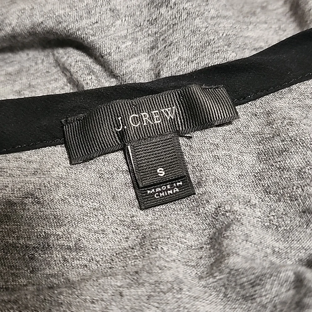 J CREW Gray Tee S Black Bow Applique Silk Trim Heather Grey Top Holiday 2014